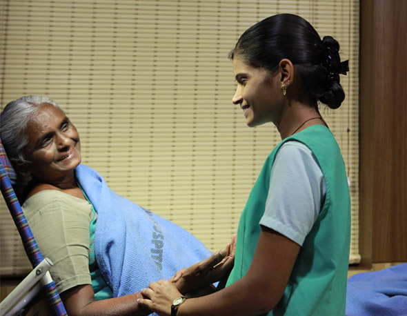 Nalam Hospital Team Care